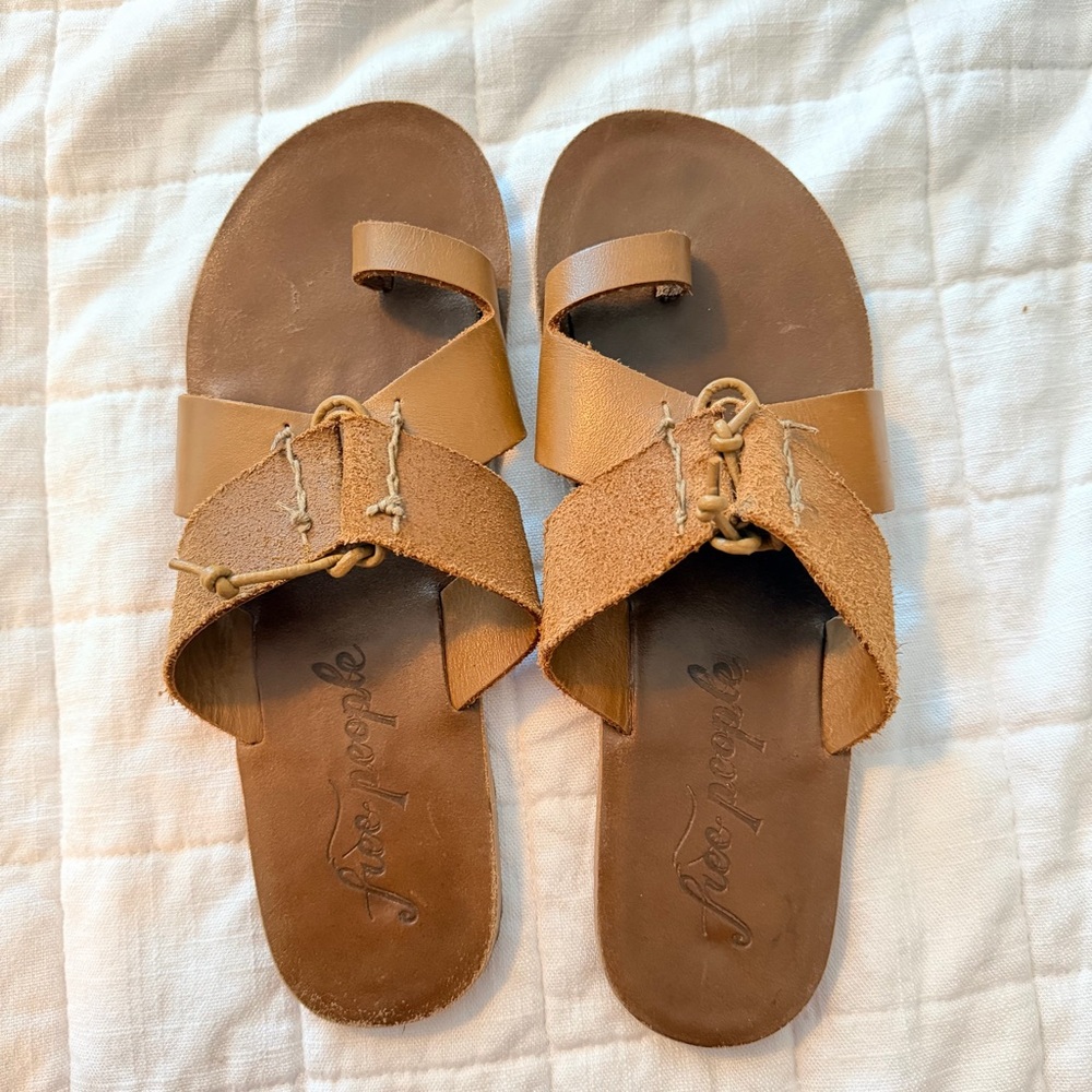 Sandals - Picture 2 of 4